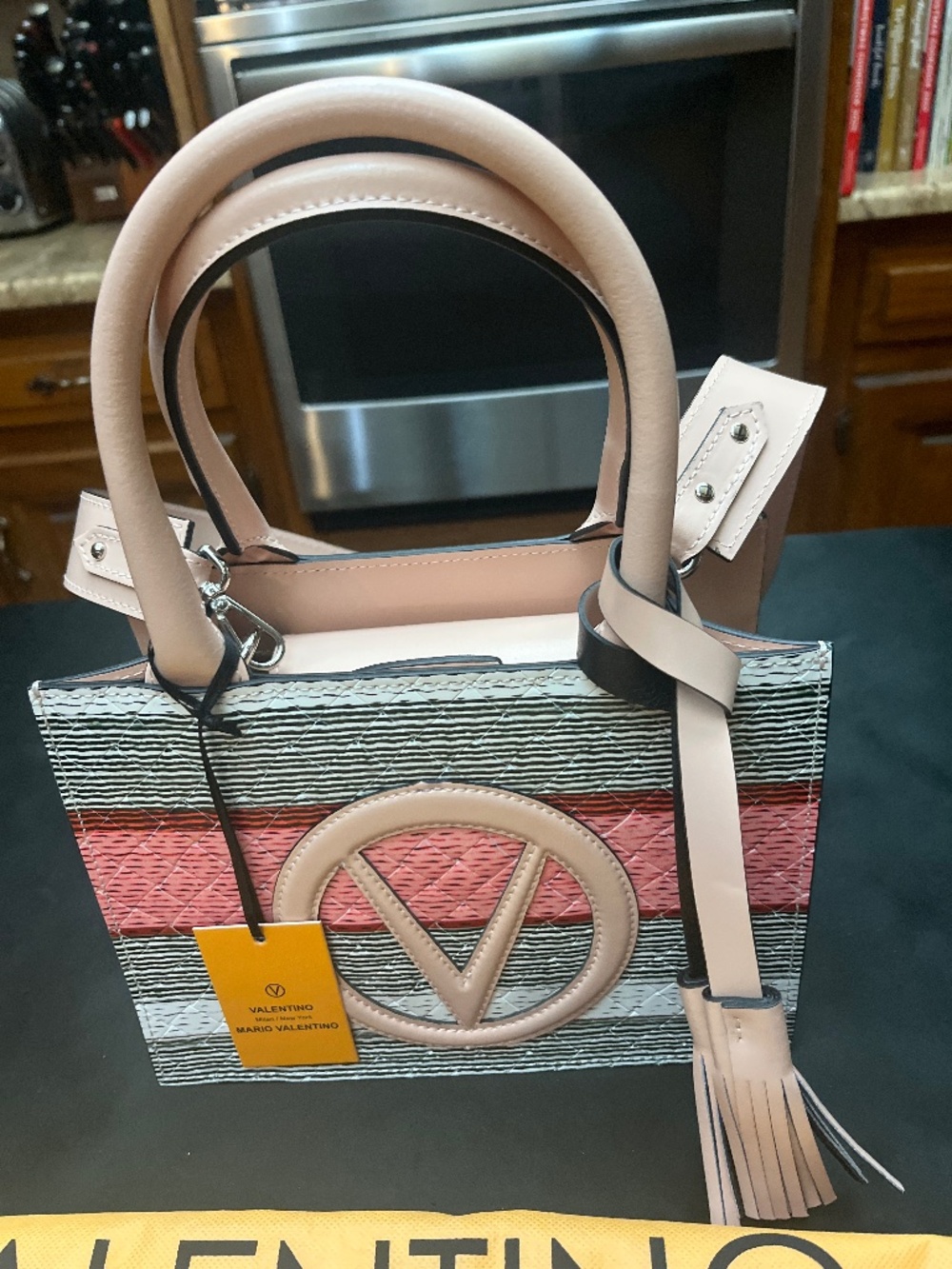 NWT Mario Valentino Marie Tresse Small Leather Tote in Pink.